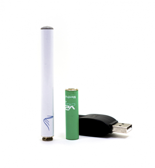 V2Cigs V2 rechargeable express kit